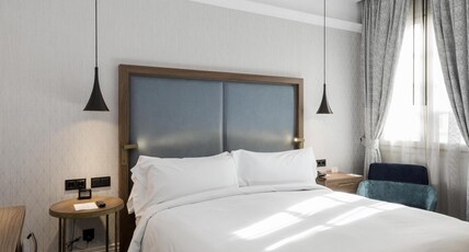 DoubleTree by Hilton Madrid-Prado Room Type - KING GUEST ROOM