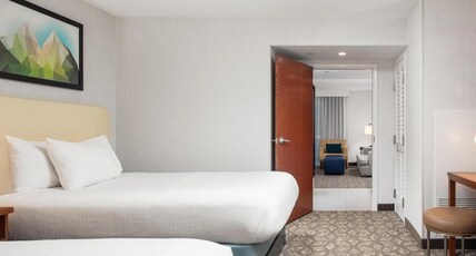 Embassy Suites by Hilton Portland-Airport Room Type - 2 DBL STE ACC TUB NO SMOK
