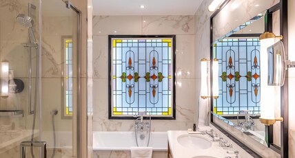 100 Queens Gate Hotel London, Curio Collection by Hilton Room Type - THE QUEENS GATE SUITE