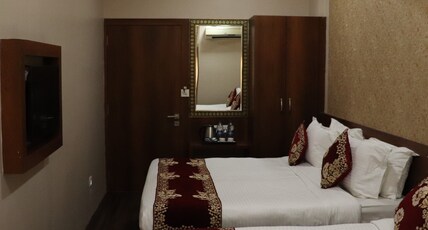 Hotel Ajmer Tower Room Type - Family Signature