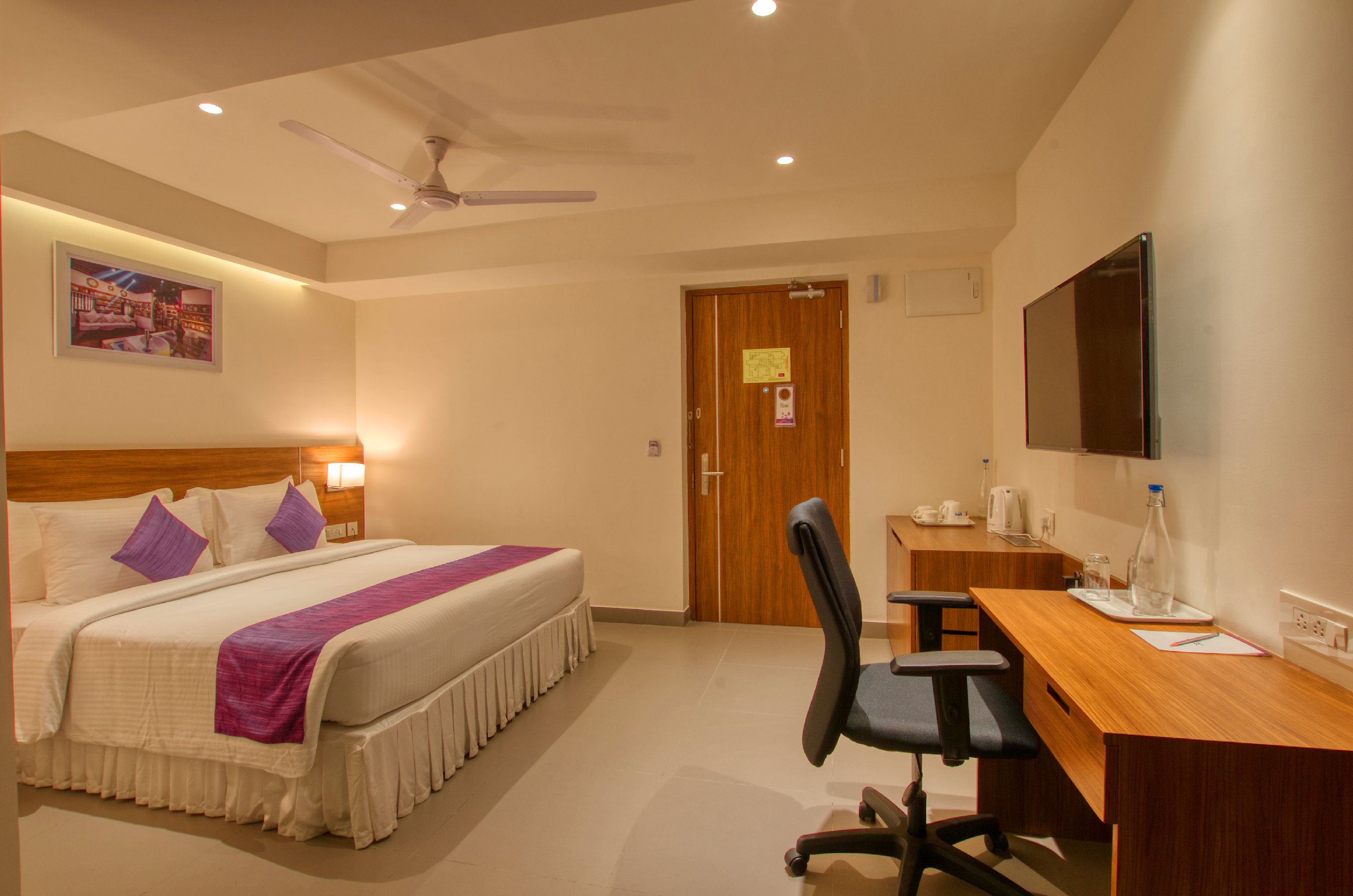 Lilac Hotel 5th Block Room Type - Elite Room (Living + Bedroom)