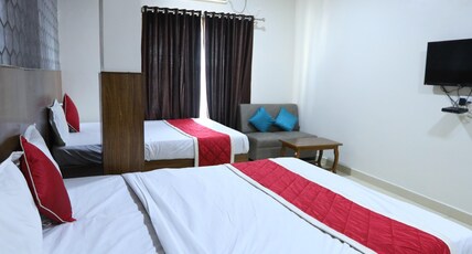 Hotel BCP Suites Room Type - Executive Four Bed A/c