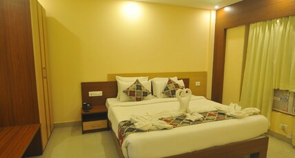 PIPUL HOTEL (Best Hotel and Restaurant in Puri) Room Type - Executive Suite with Living Room and Balcony PIPUL HOTEL (Best Hotel and Restaurant in Puri) Room Type - Executive Suite with Living Room and Balcony