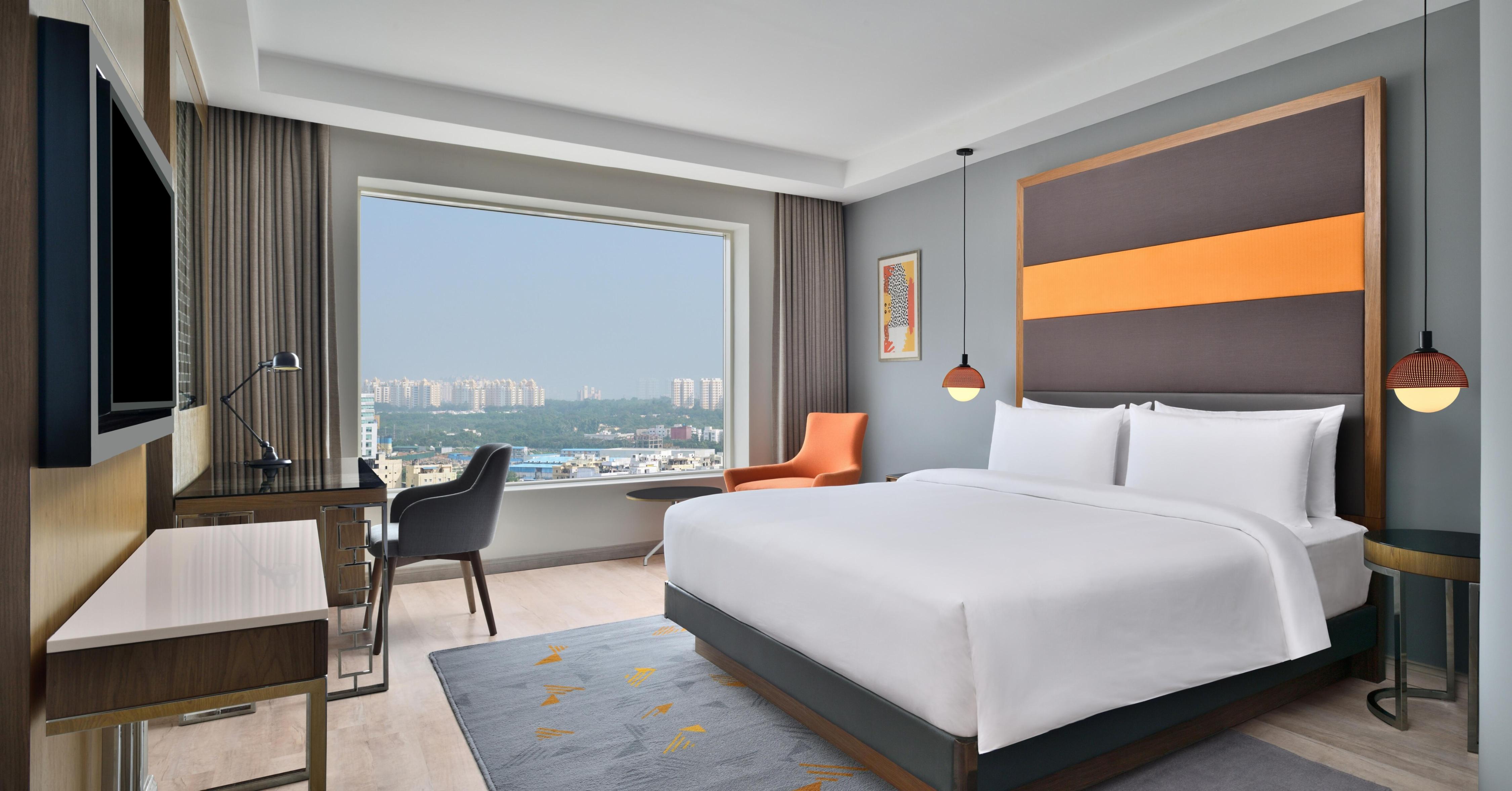 Le Meridien Hyderabad Room Type - Deluxe King