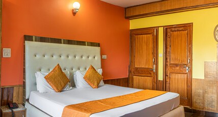 Oak View Shimla Room Type - Super Deluxe Room