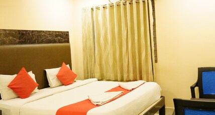 ENR Guest House Room Type - Deluxe Room - King Bed