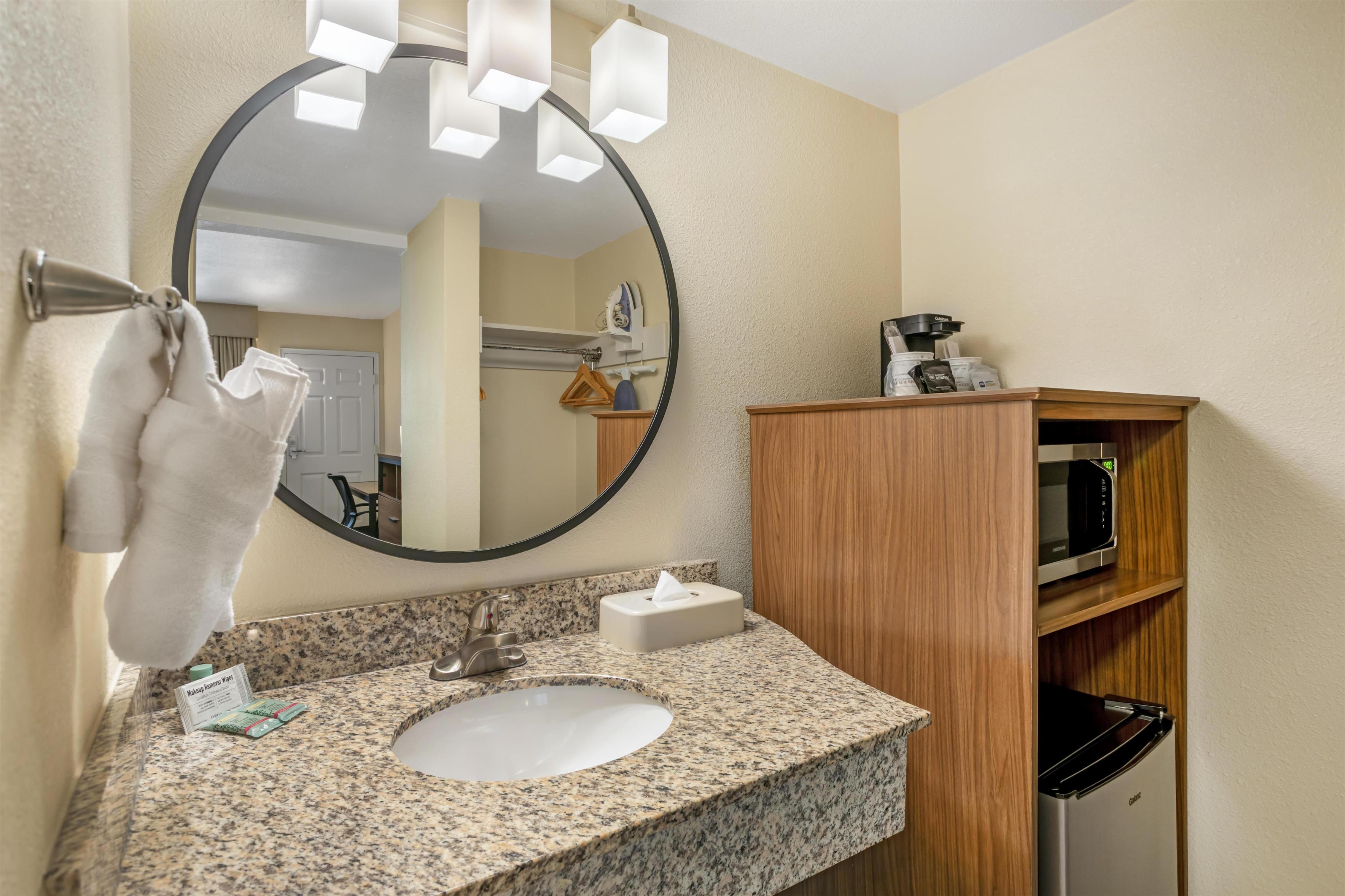 Best Western Town House Lodge - Tap to explore photos