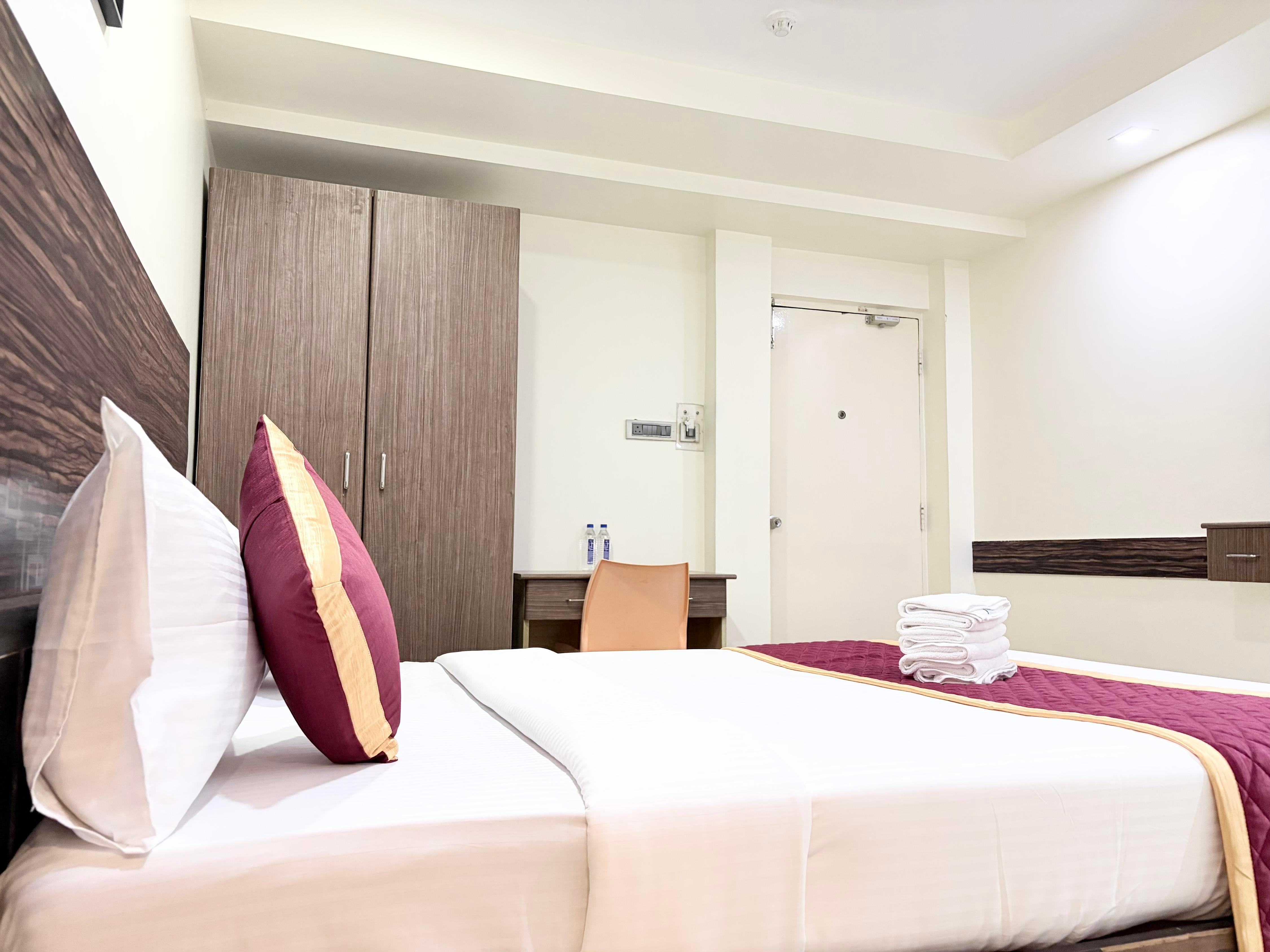 Hotel New Malaysia Inn - Tap to explore photos