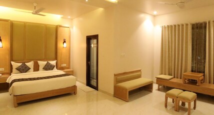 HOTEL OPTIONS Room Type - semi Suite