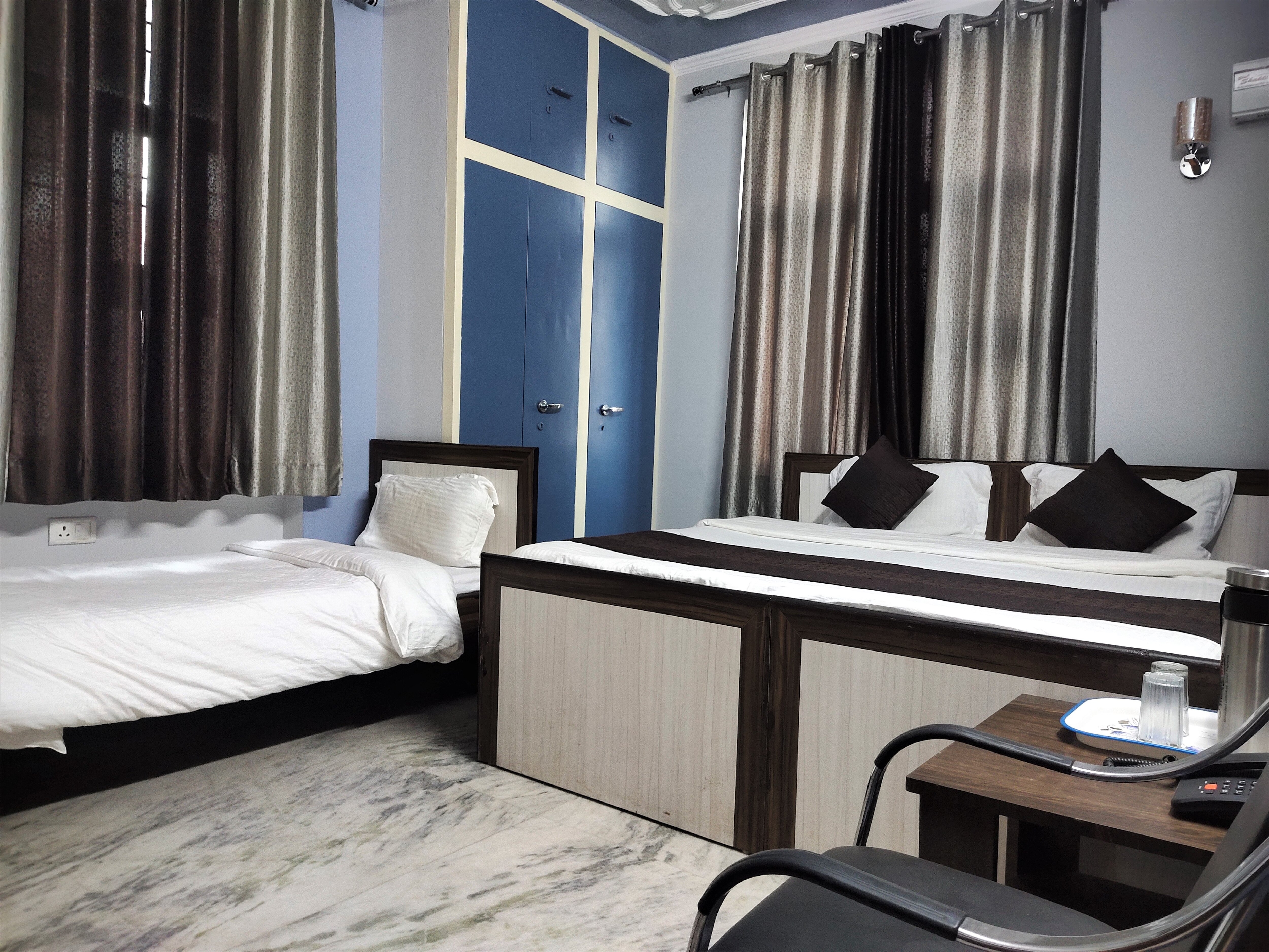 Shiv Pratap Residency - Tap to explore photos