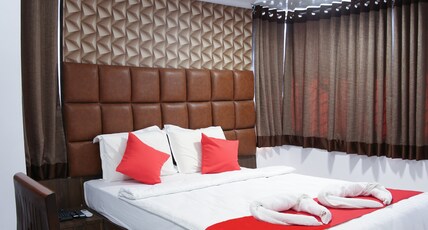 Hotel Apple Inn Room Type - Double AC