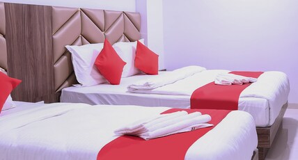 Hotel Apple Inn Room Type - Triple Non AC