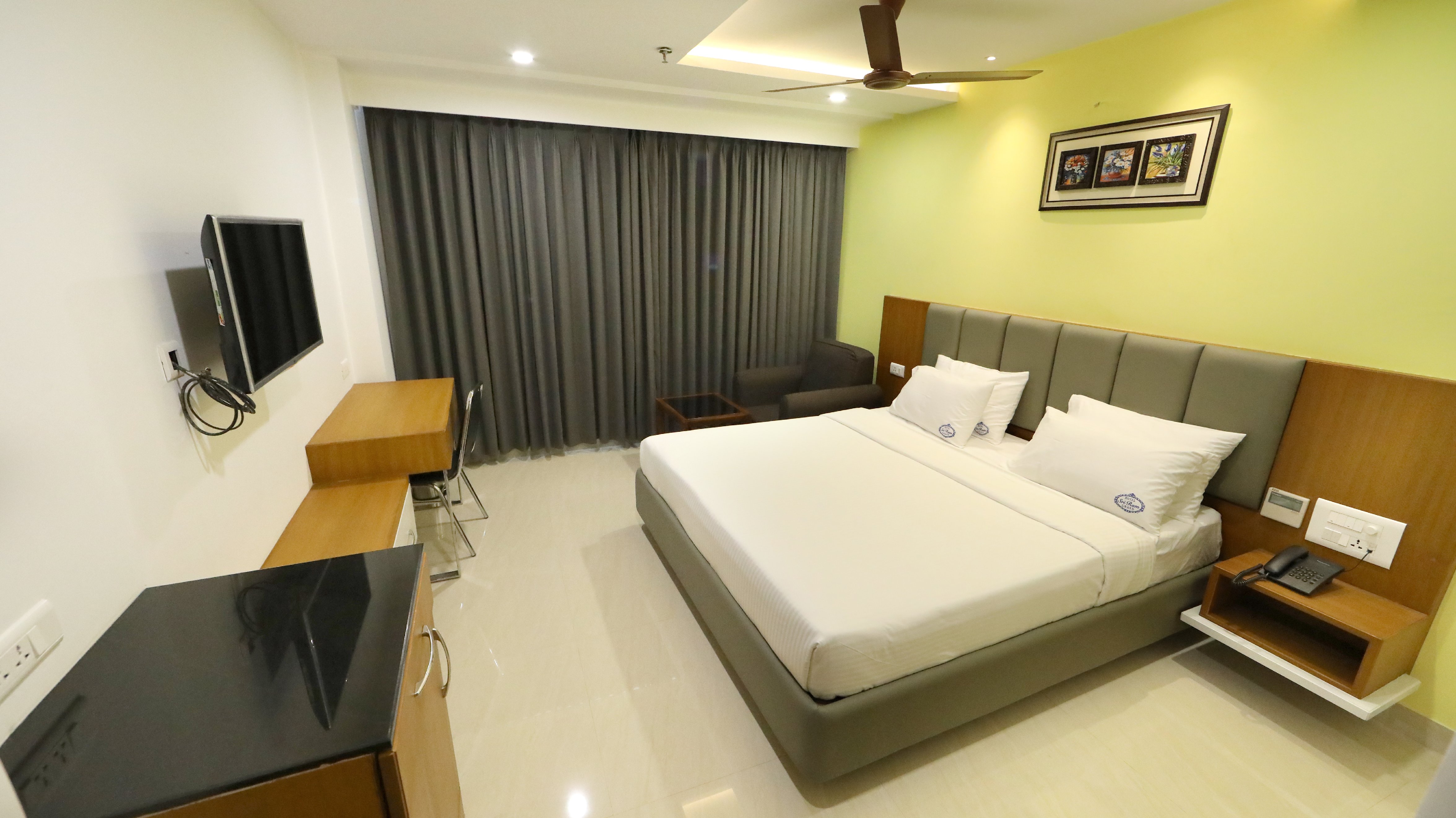 HOTEL SRI RAM GRAND Room Type - Executive room