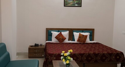 PRIDE ARENA Room Type - Deluxe Room
