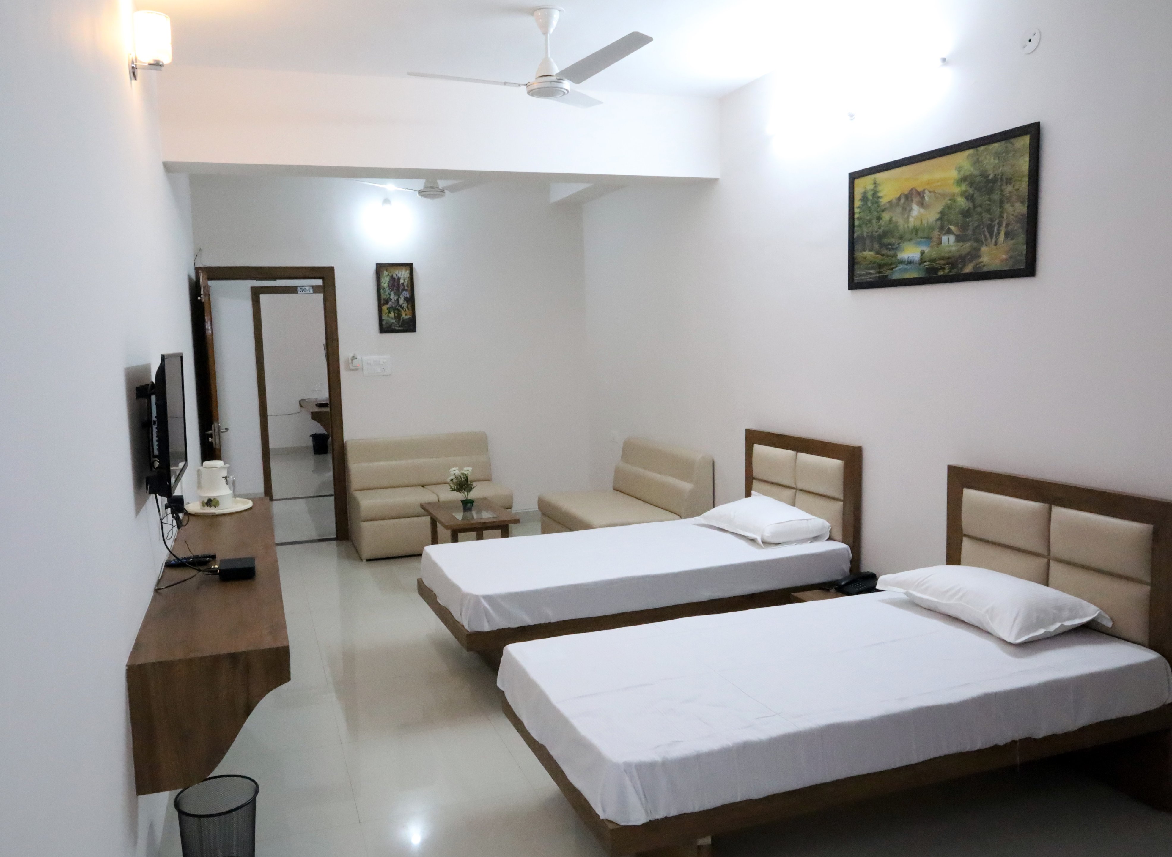 PRIDE ARENA Room Type - Premium Room