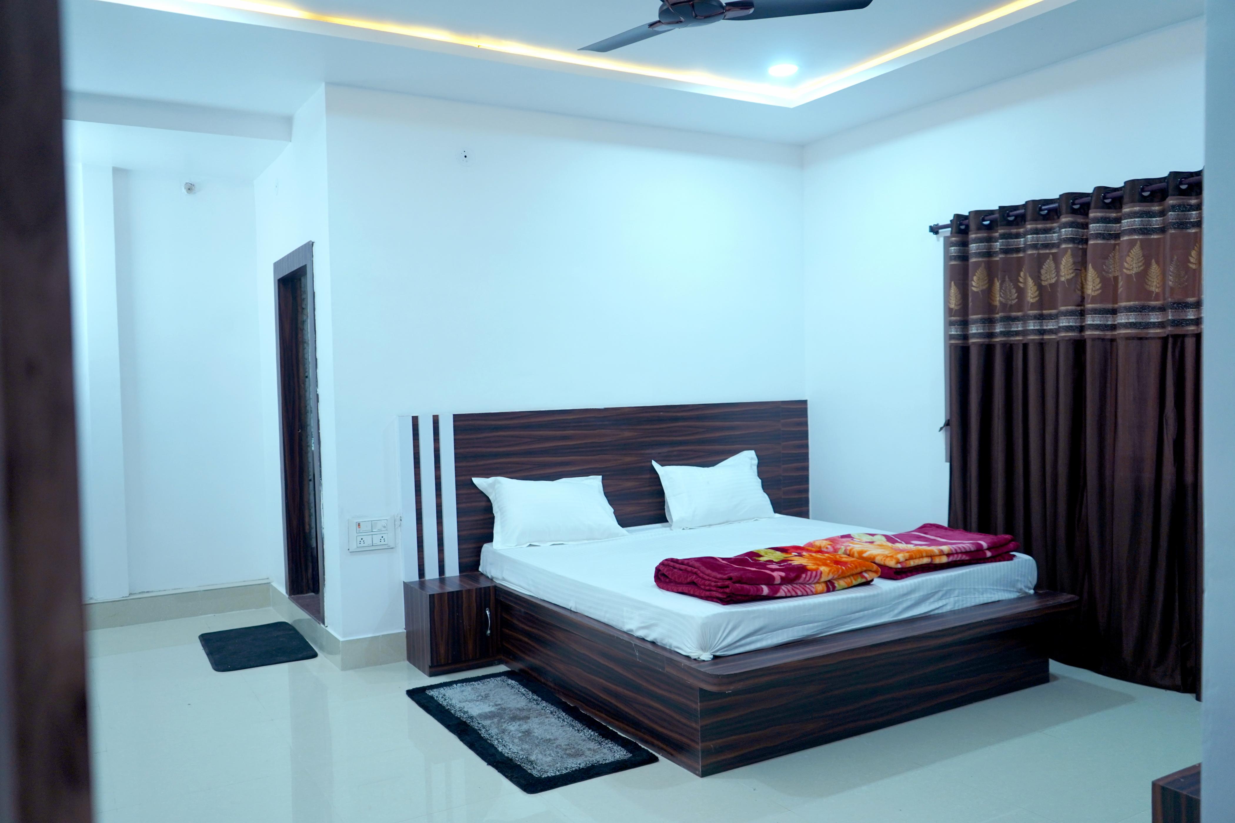 Hotel Anand Room Type - Executive Room