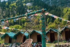 Kheerganga Hike Camps