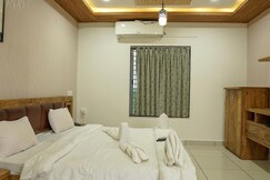 The Roar Farm And Resort