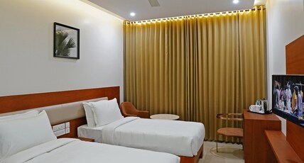 Metro Empires Room Type - Standard Twin Bed Room