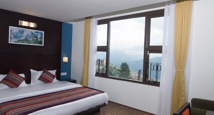 Bumblebee Guest House Room Type - King Room with Mountain View