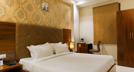 The Vegas By De Pavilion Room Type - Deluxe Room with Work Desk The Vegas By De Pavilion Room Type - Deluxe Room with Work Desk