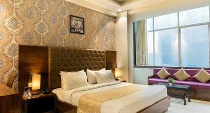 The Vegas By De Pavilion Room Type - Premium Room with Work Desk The Vegas By De Pavilion Room Type - Premium Room with Work Desk