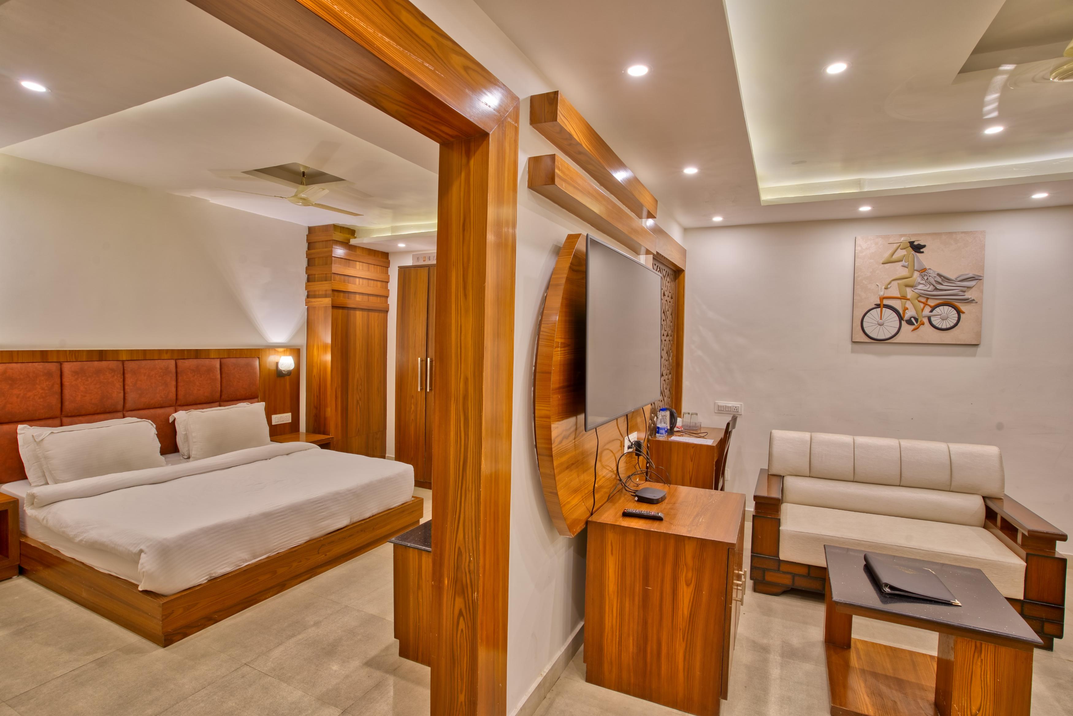Height View Residency Room Type - Suite Room with Separate Living Area