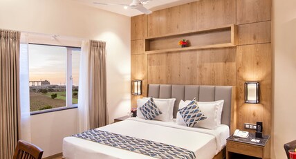 Lords Inn Jamnagar Room Type - Deluxe Room