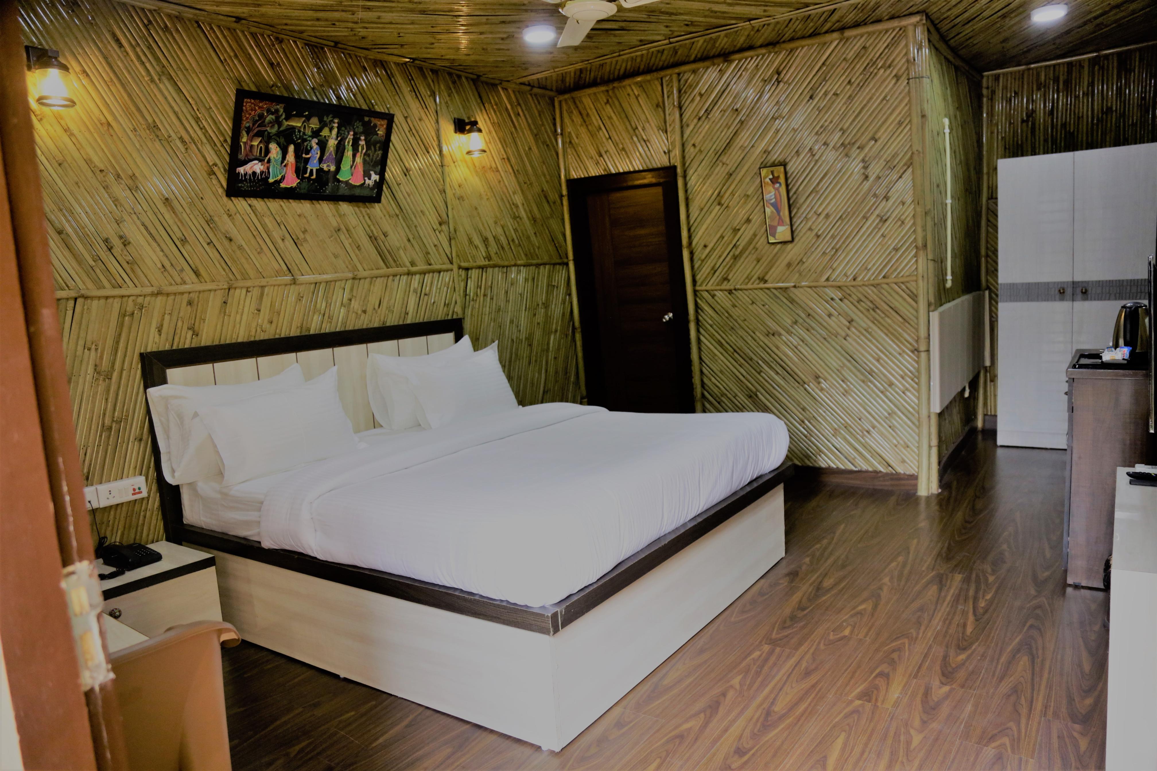 Hotel Bamboo Castle Room Type - BAMBOO LUXURIOUS