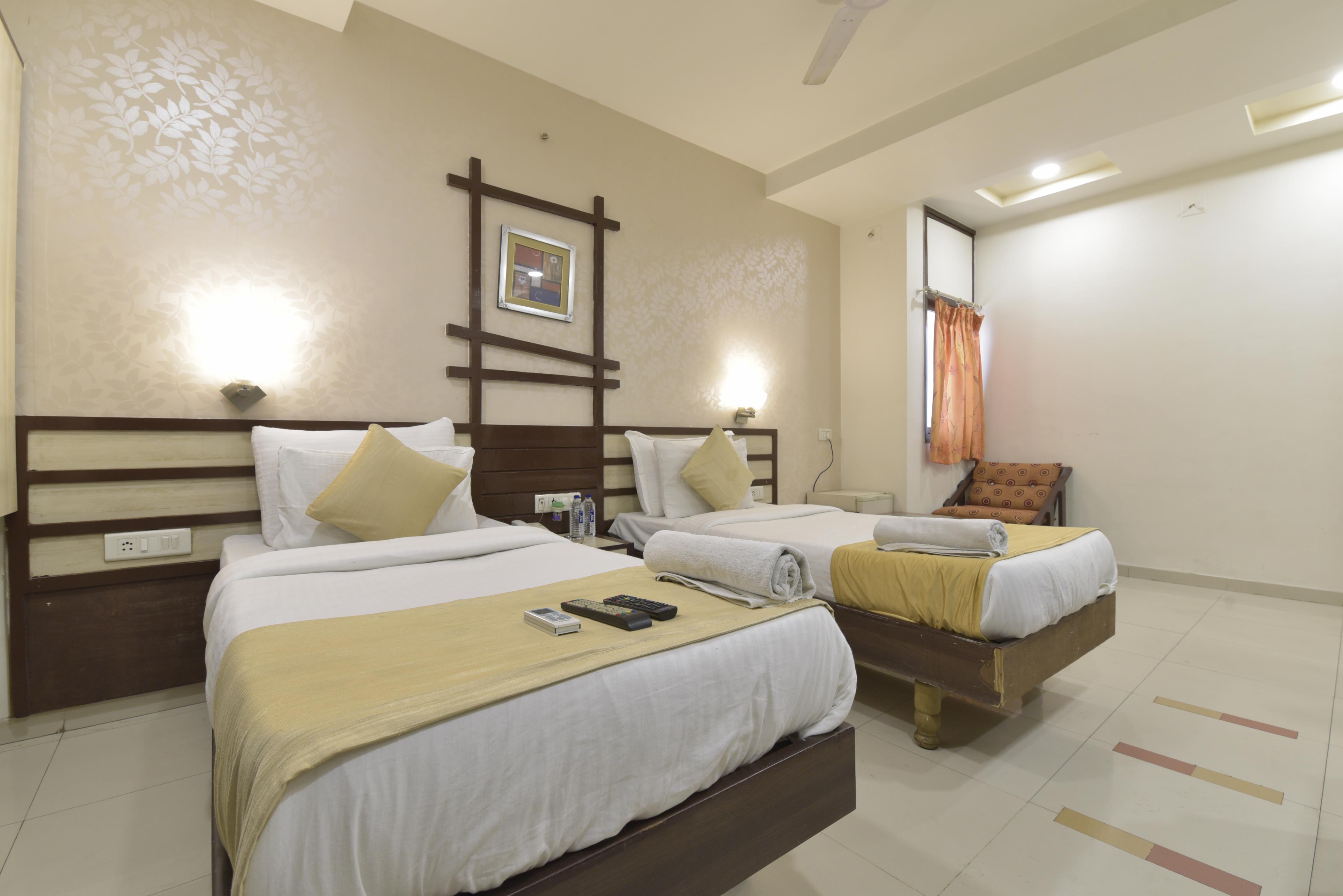 Hotel Airport Plaza Room Type - Deluxe Double or Twin Room