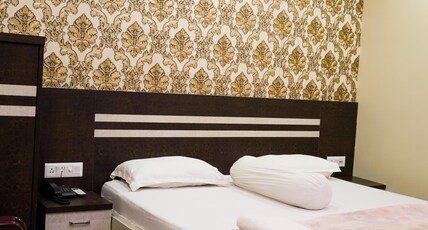 Hotel Prince Room Type - Prince Deluxe Double Bed