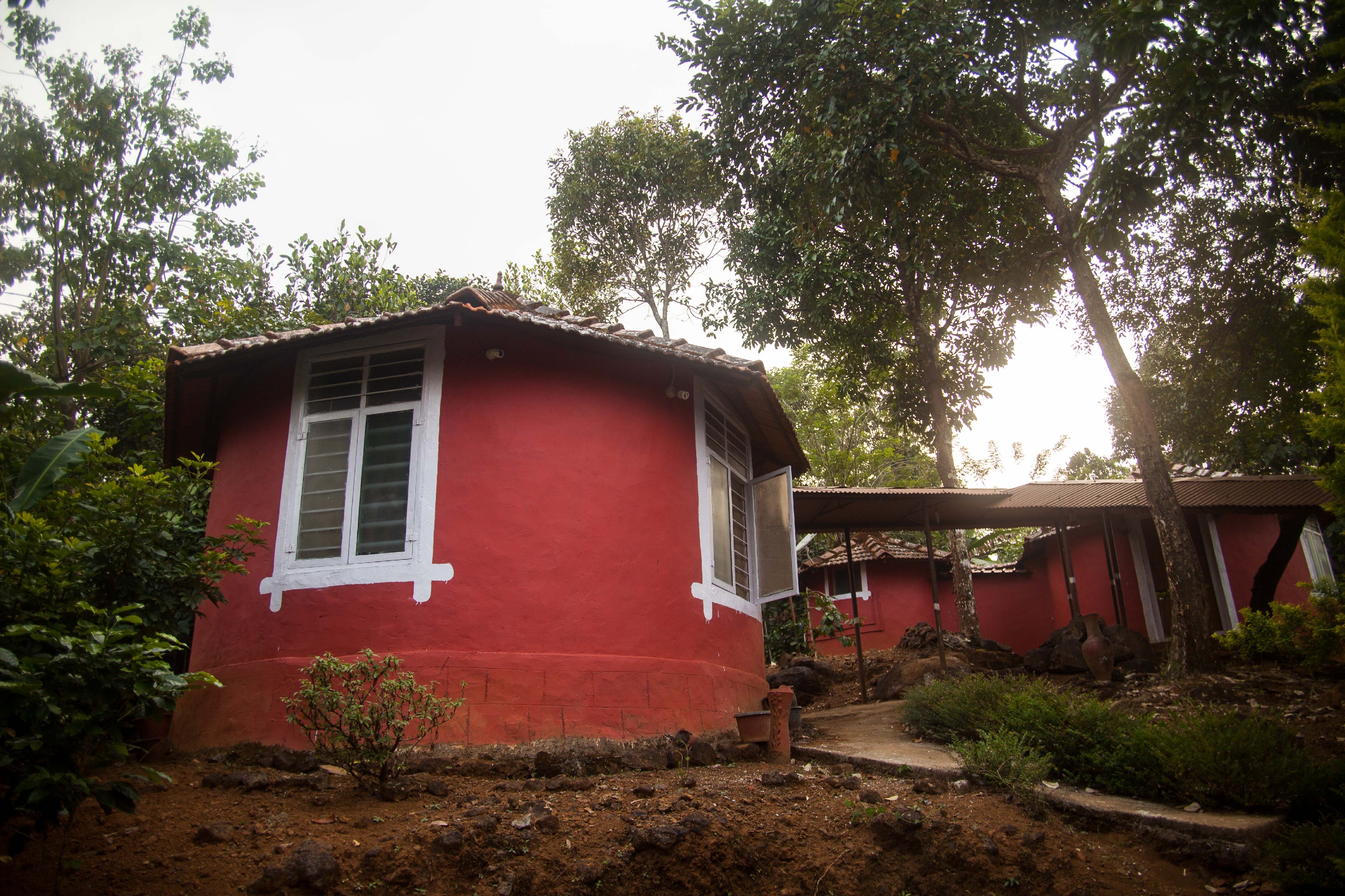 YEDAMAKKY PLANTATIONS Room Type - Plantation Cottage