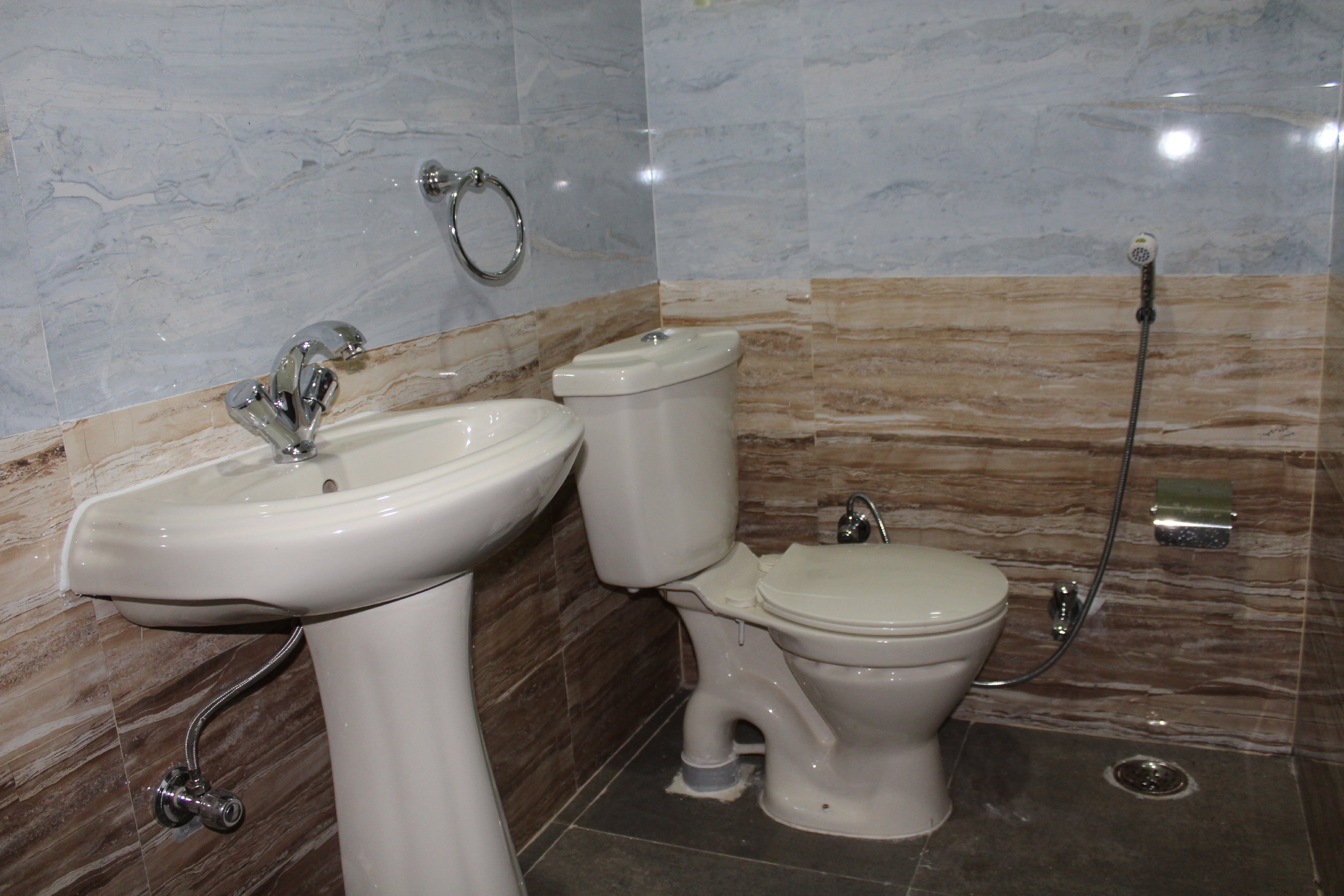 V  Rooms Haridwar - Tap to explore photos