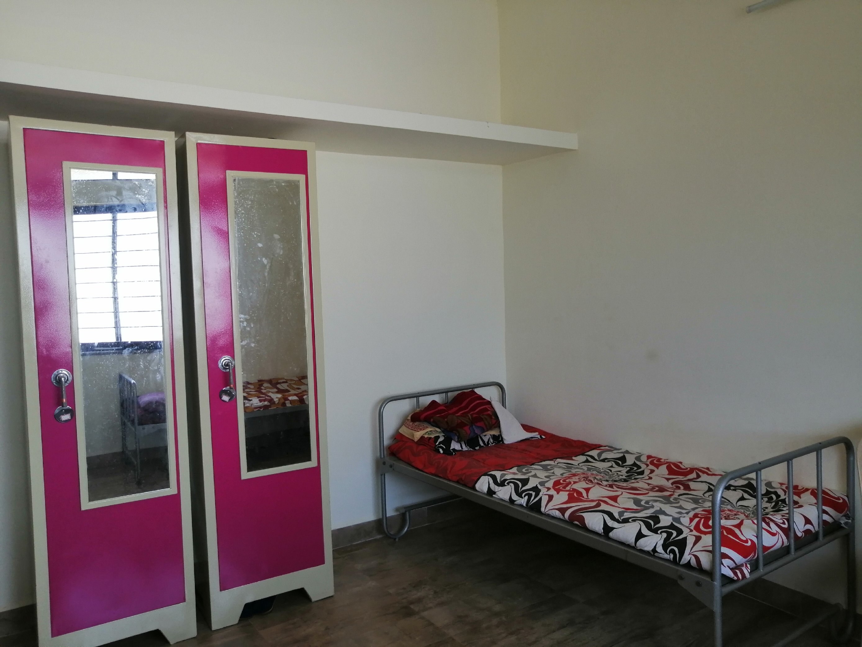 Sri Sai Deluxe Guest House & PG - Tap to explore photos