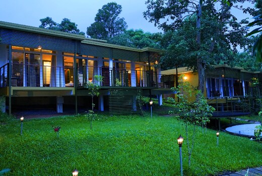 KURUVA ISLAND RESORT & SPA