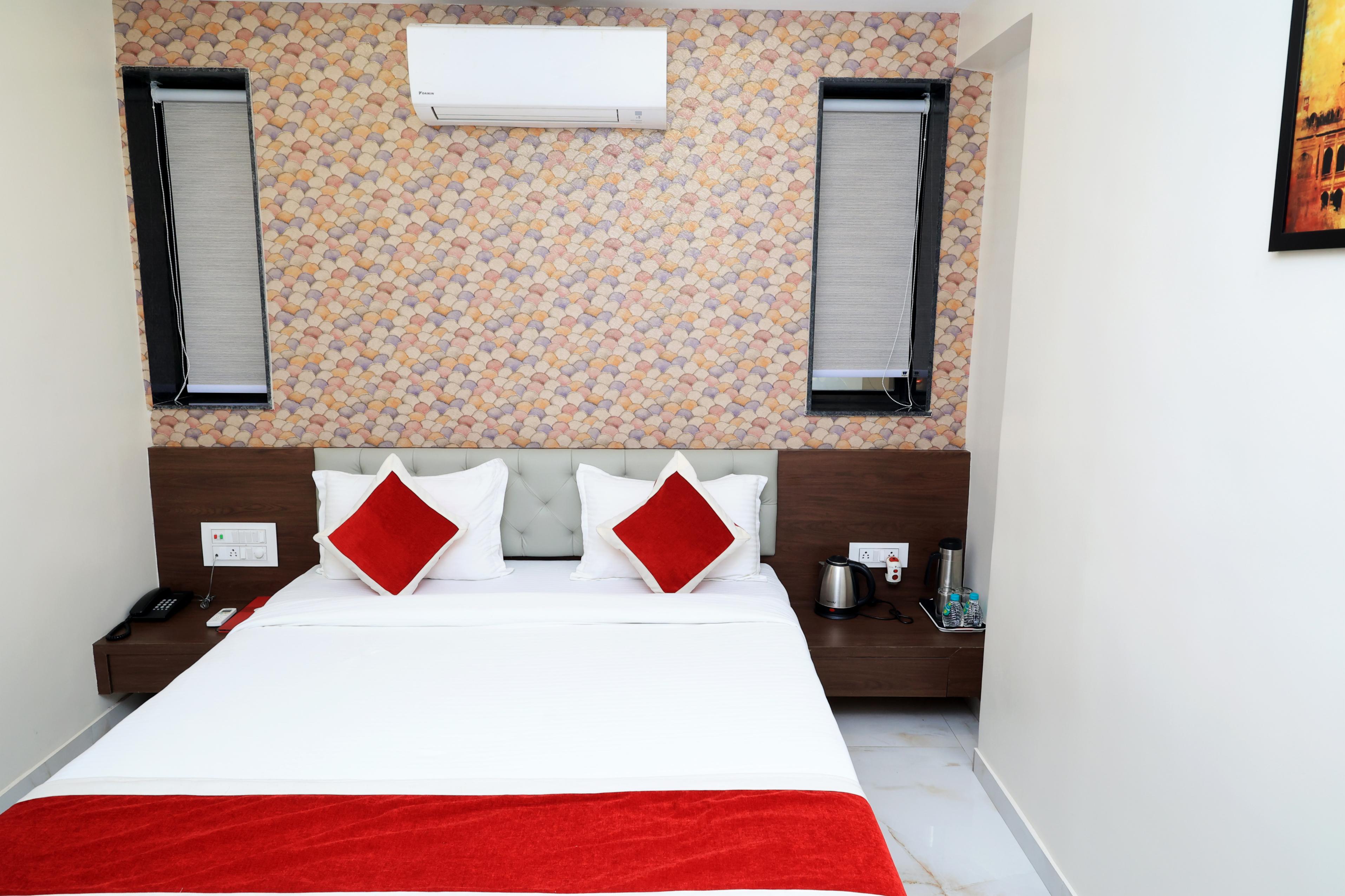 Hotel Sai Neel - Tap to explore photos
