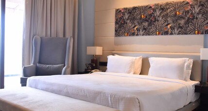 Regenta Place Green Leaf Mahabaleshwar Room Type - Royal Suite