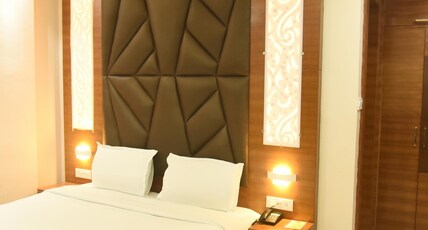 Hotel Aryavarta Room Type - Deluxe Room