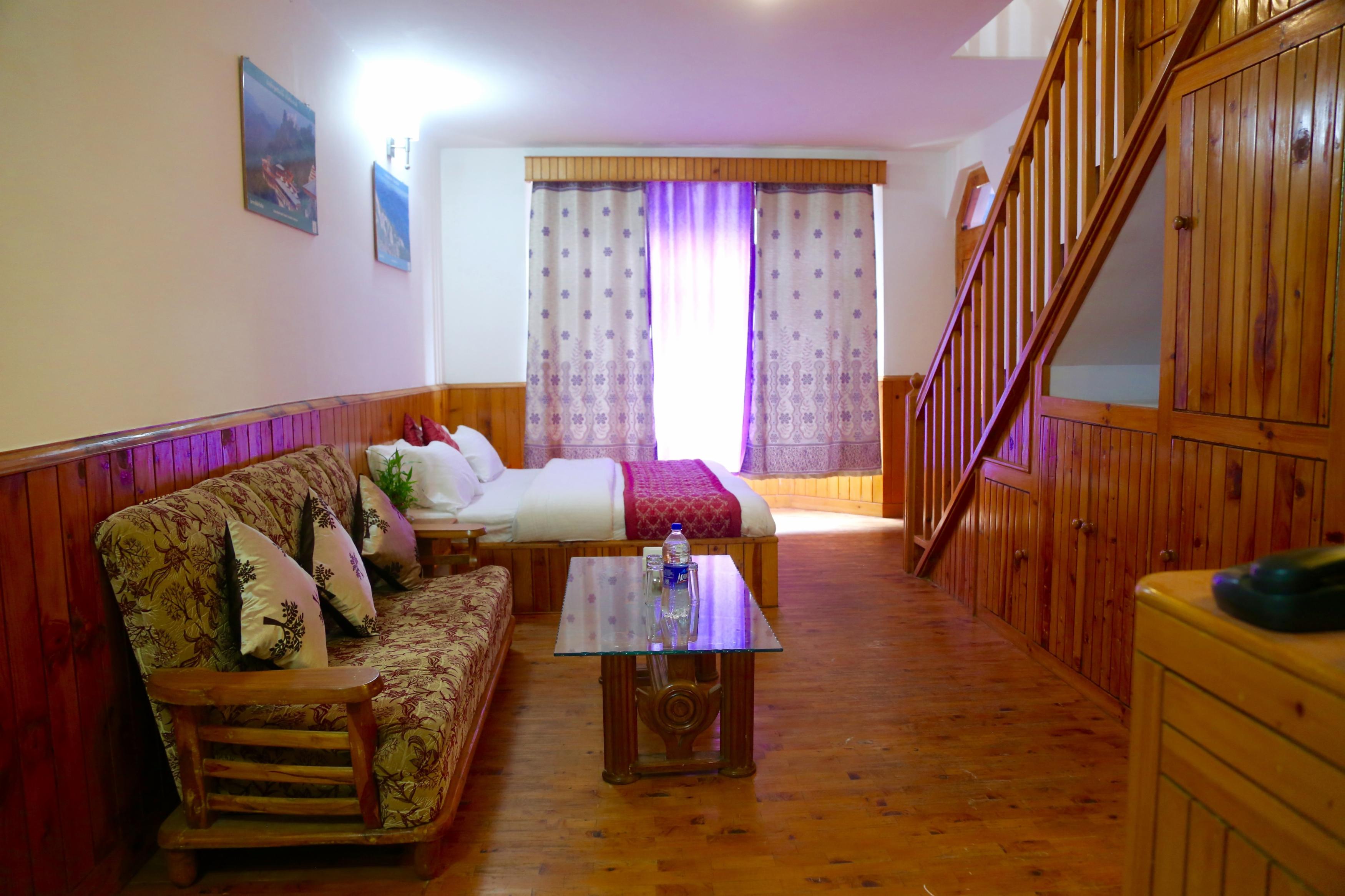 Hotel Rishi Palace Room Type - Duplex Room with Kitchen