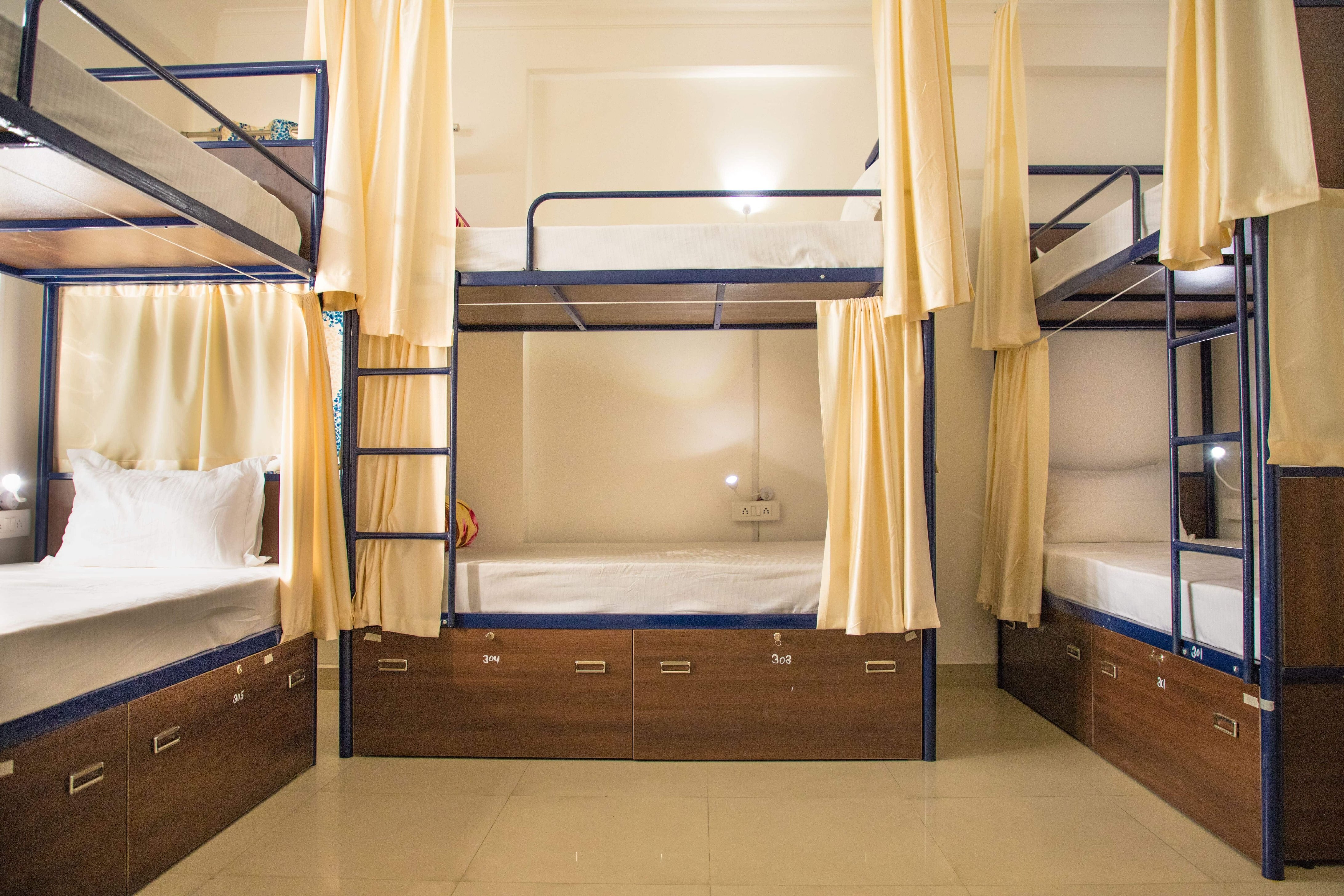 Hostel Karwaan Jaipur - Tap to explore photos