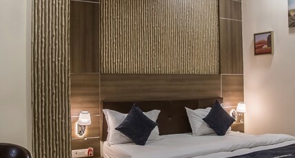 Vadpadrka Hotel and Resort Room Type - Deluxe Room