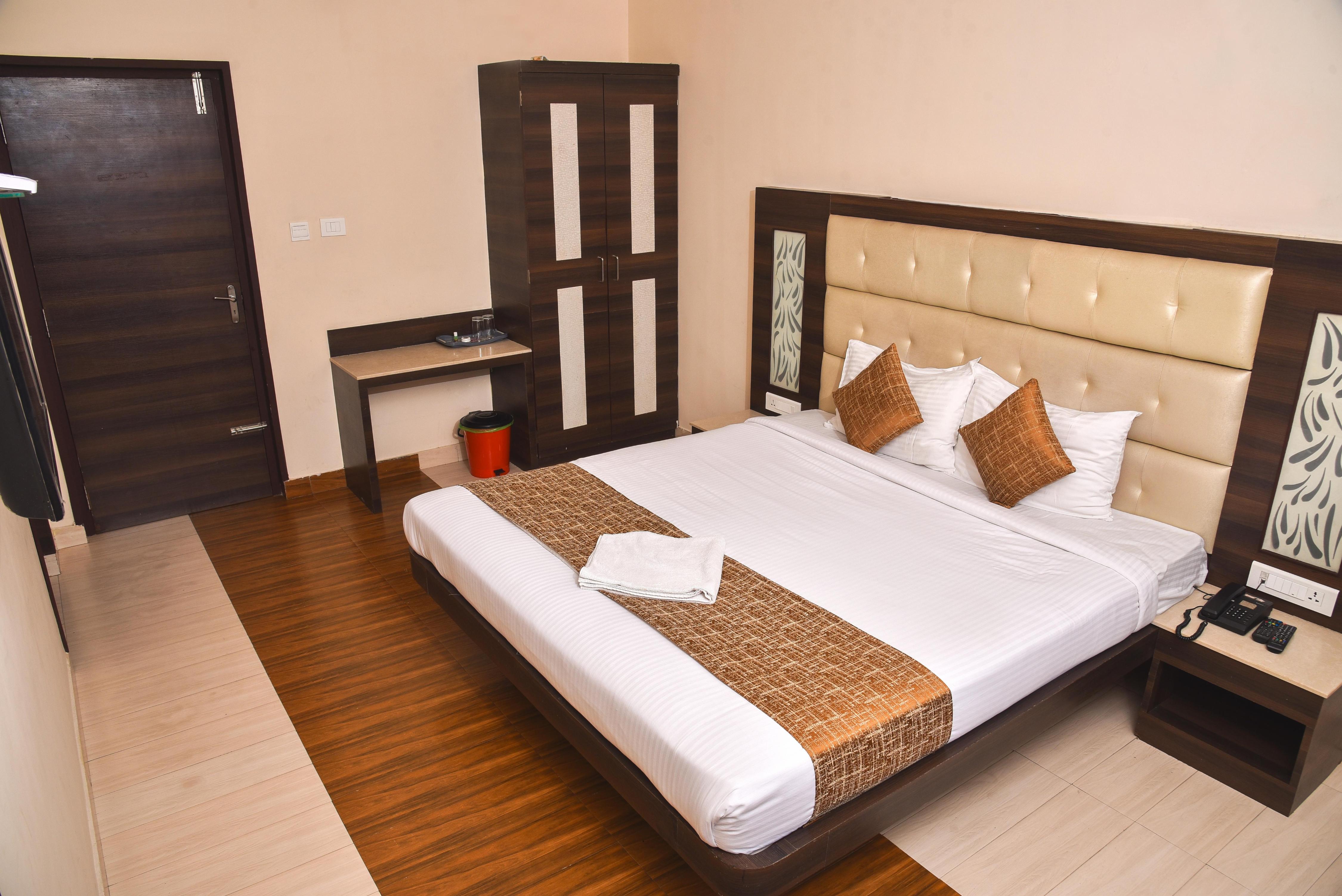 Hotel Carnation Room Type - Suite Rooms
