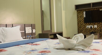 Hotel Nandini Room Type - AC deluxe Room