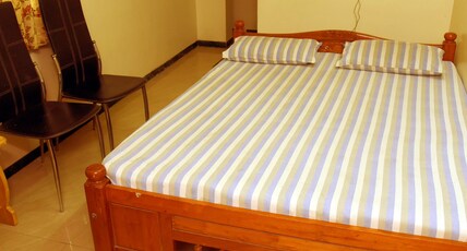 Metro Altis Lodge Room Type - Double Room Non AC