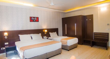 Fortune Plaza Hotel Room Type - Delux Triple Room