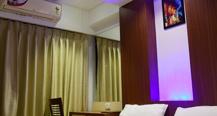 Hotel Monarch Center Point near Dahanu Beach Room Type - EXECUTIVE ROOM