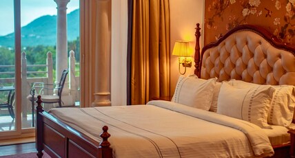 Jhadol Vijay Vilas Near Lake Pichola Room Type - Balcony Forest Suite
