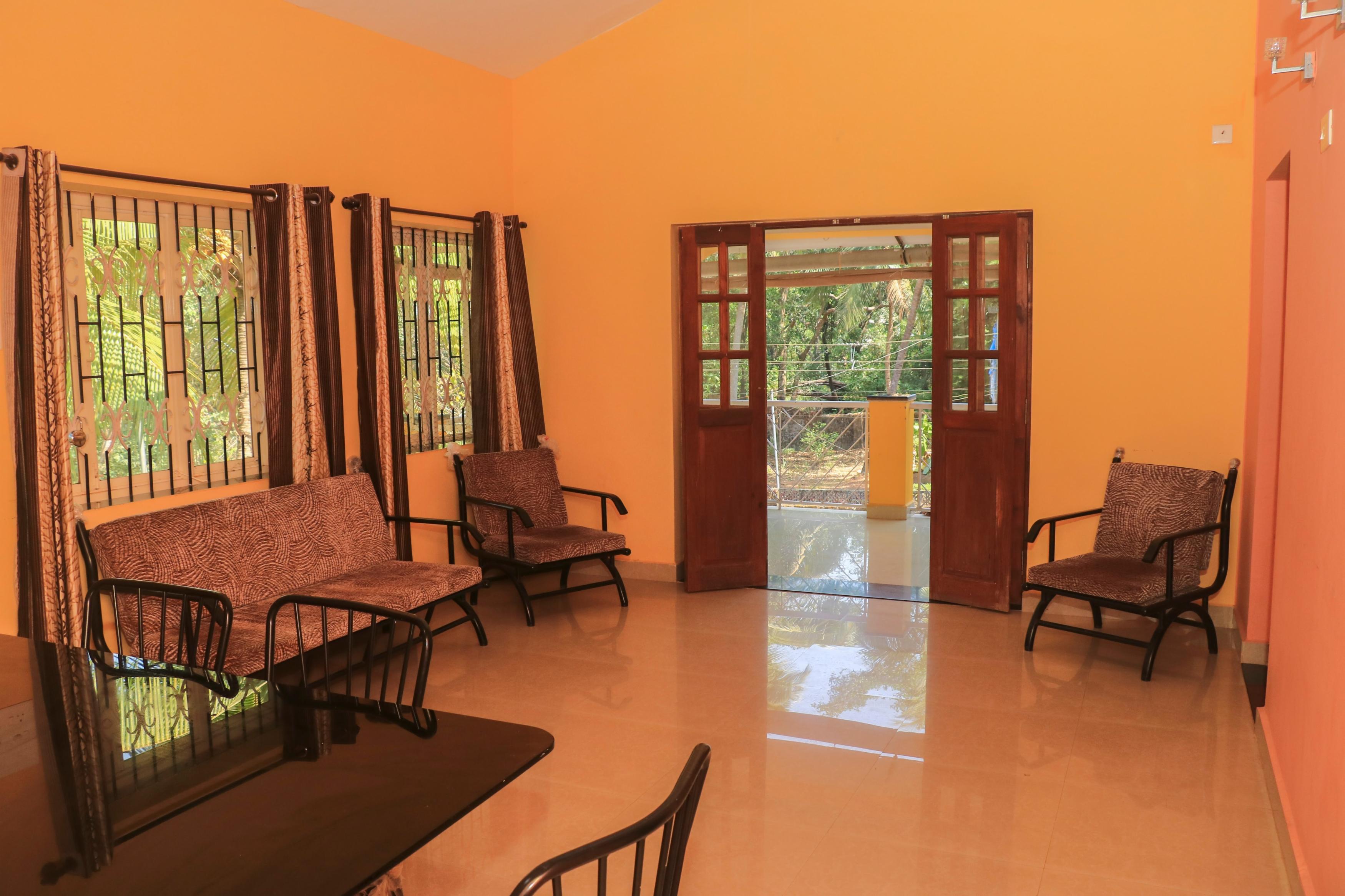 Angelo's Homestay - 2BHK in Countryside - Tap to explore photos