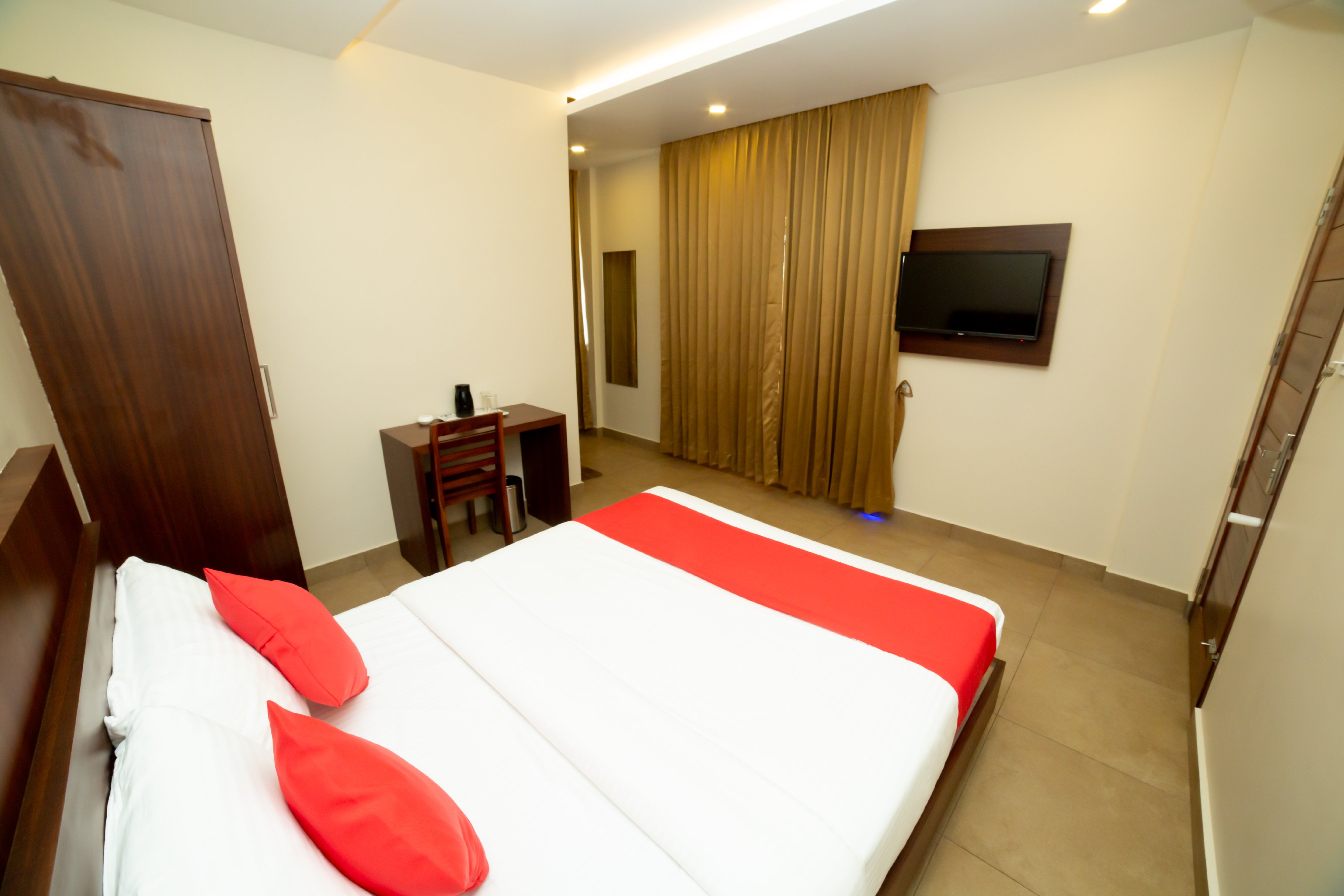 granddimora Room Type - Double Bed NON AC
