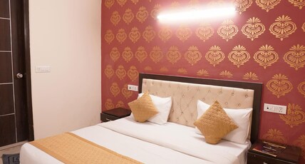 Tourist Palace @ IGi Airport Room Type - Deluxe Room Tourist Palace @ IGi Airport Room Type - Deluxe Room